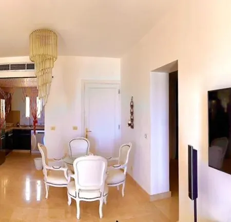 Smokery Beach Apartment Hurghada Exterior photo